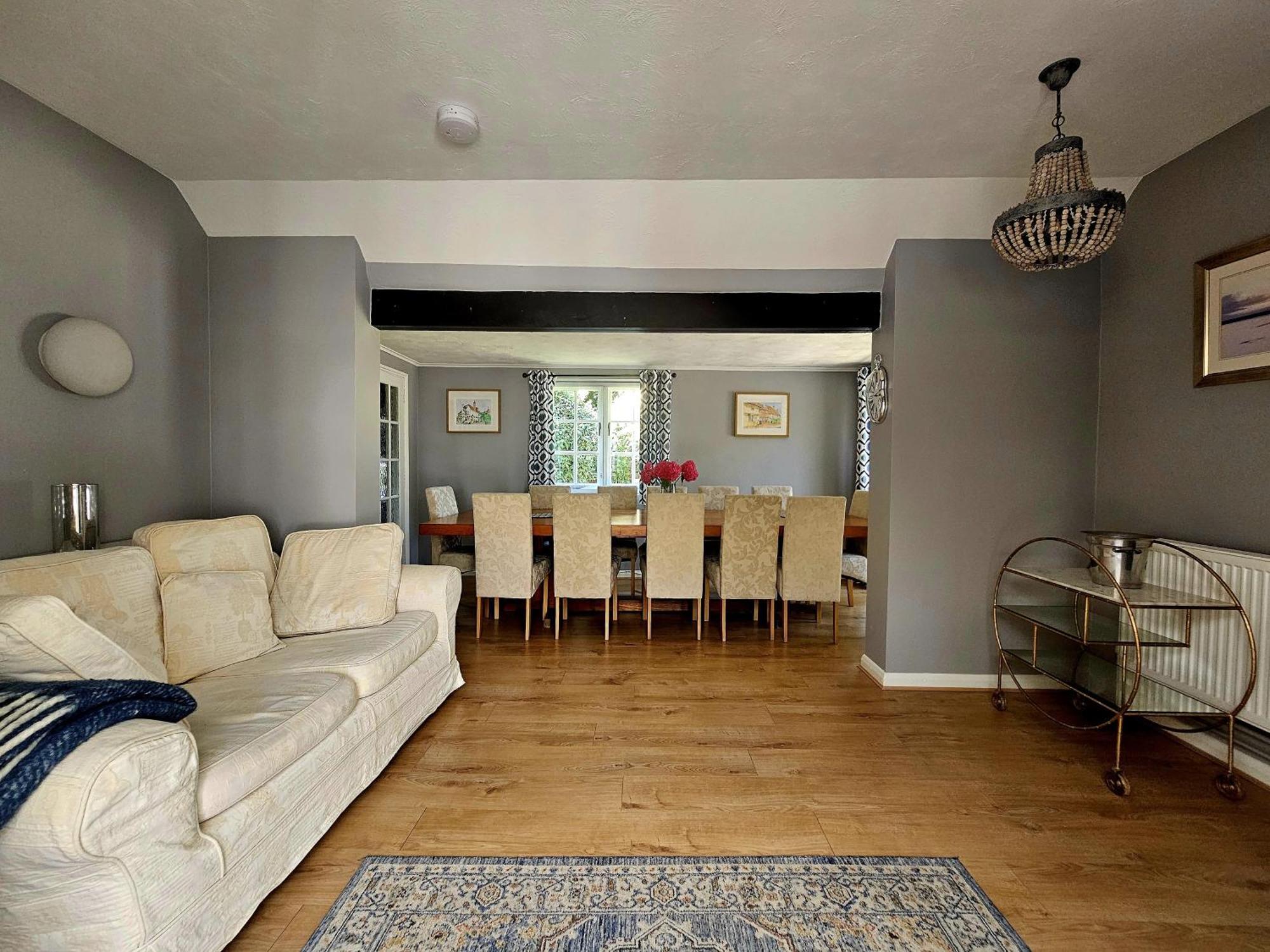 English Farmhouse Cottage กิลด์ฟอร์ด ภายนอก รูปภาพ